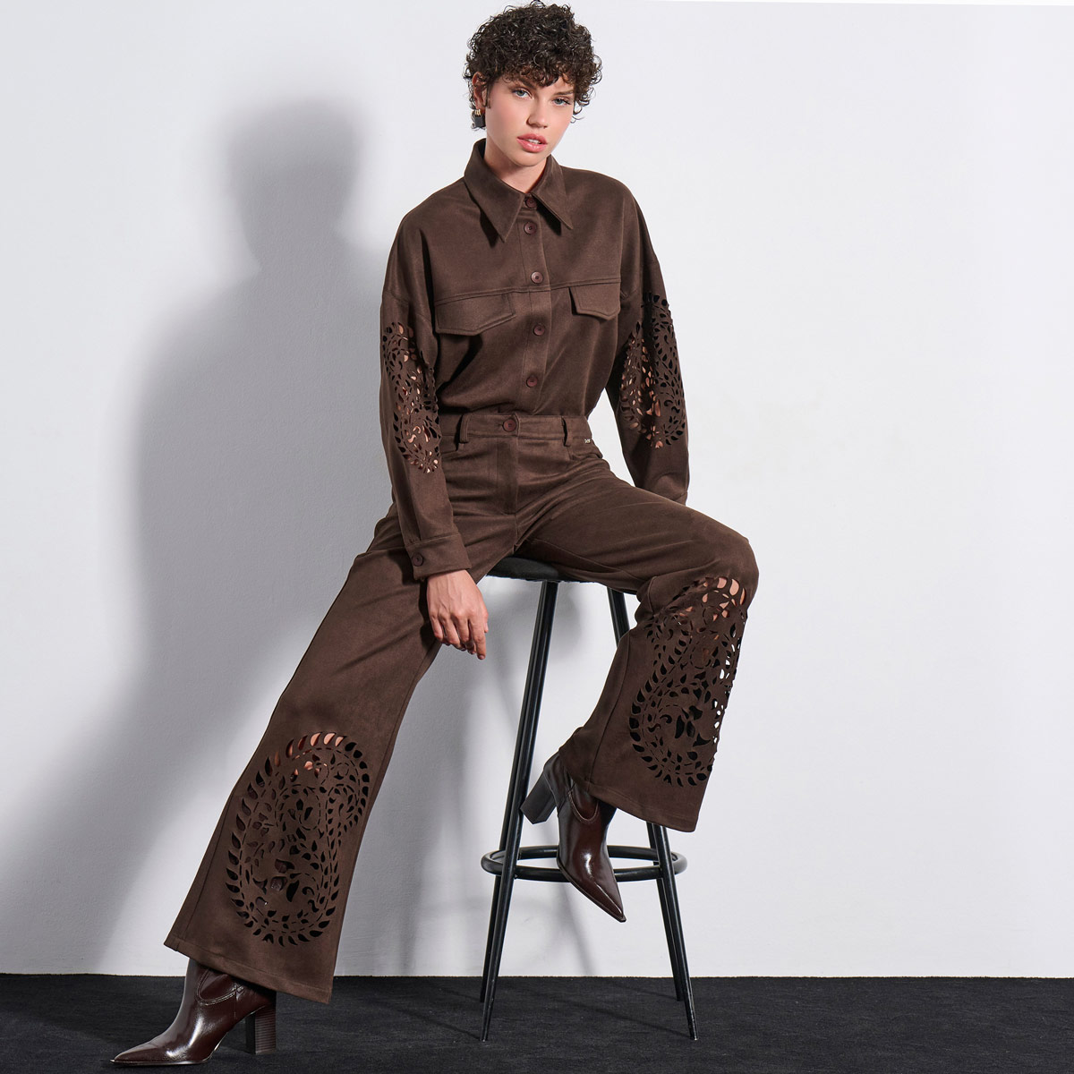 TROUSERS 3225441 BROWN