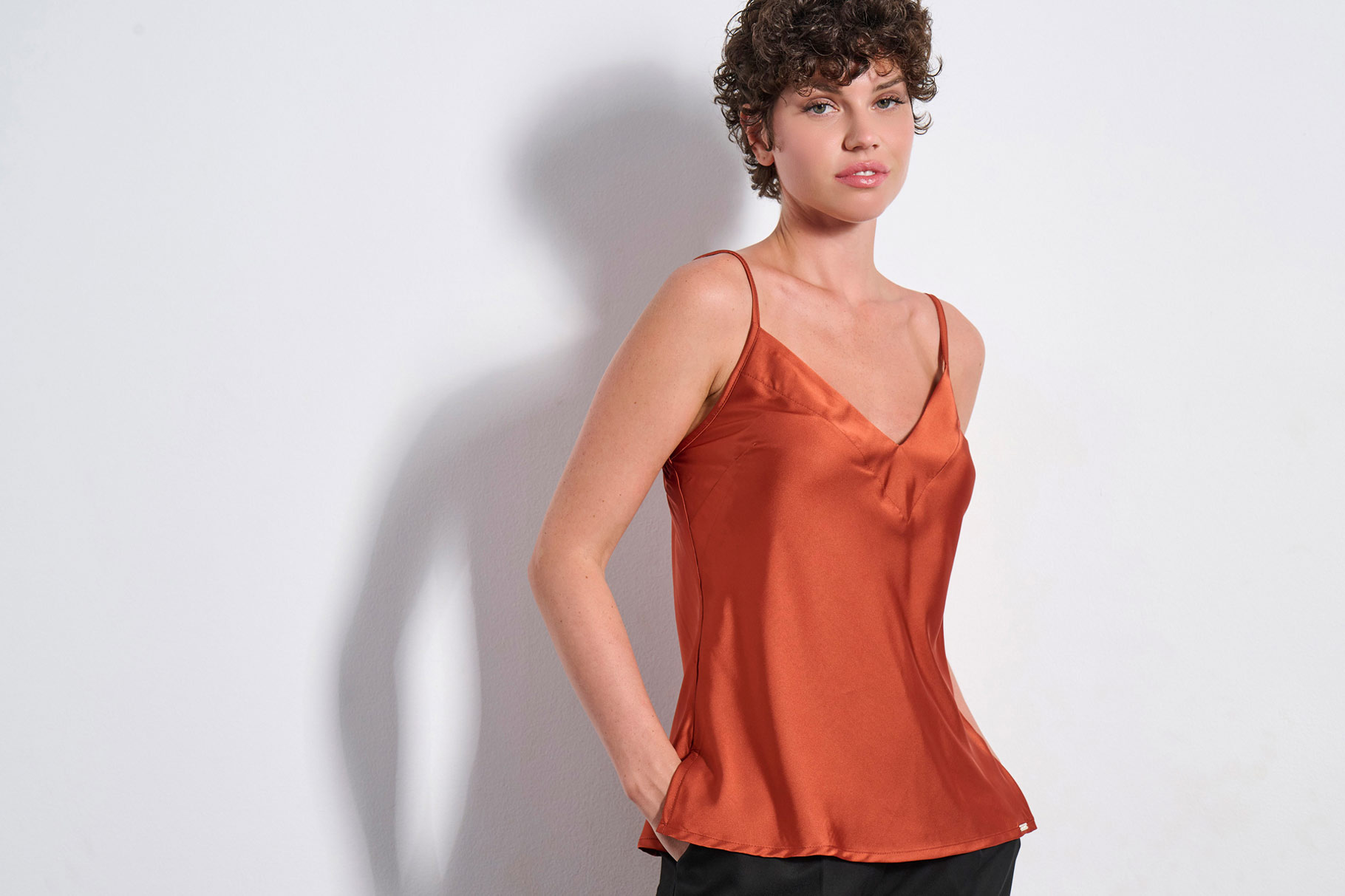 TOP 3225129 BURNED ORANGE