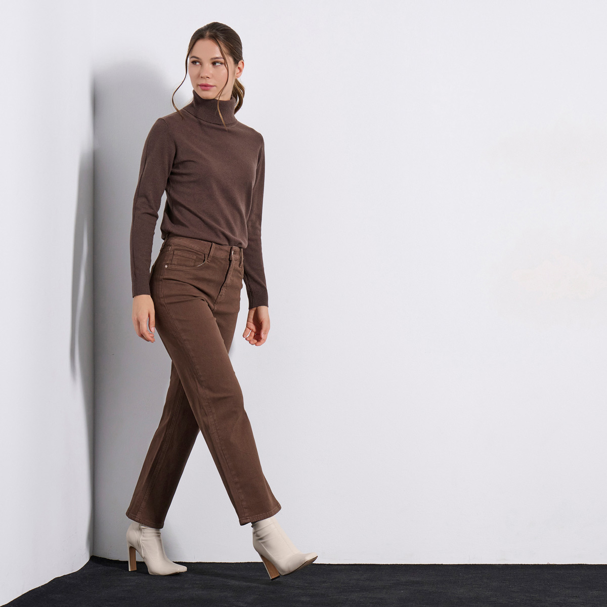 JEANS 225405 BROWN